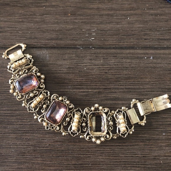Vintage Gold & purple linked bracelet (tiny Flaw) - Picture 1 of 3